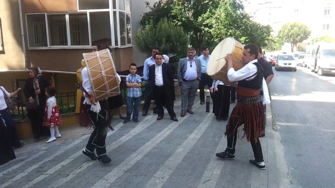 İstanbul Asker Gönderme Davulu